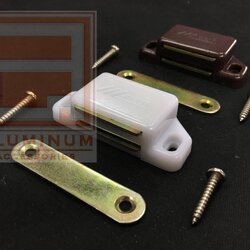 แม่เหล็กตัวใหญ่ สำหรับมุ้งลวด