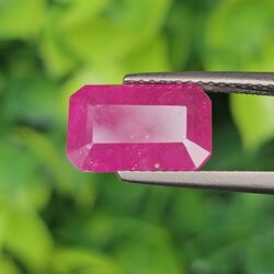 พลอย ทับทิม พม่า (Burmese Ruby Sapphire) 3.75 กะรัต (Cts.) พลอยแท้ อัญมณีมงคลประจําวันเกิด เครื่องประดับพลอย