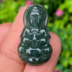 หยก แกะสลัก รูป เจ้าแม่กวนอิม (Burmese jadeite) 16.56 กะรัต (cts.) หยก พม่า แท้