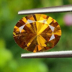 พลอย สฟีน Natural Sphene 2.60 กะรัต (Cts.) ดิบ (Unheated) พร้อมใบเซอร์ พลอยแท้ อัญมณีมงคลประจําวันเกิด เครื่องประดับพลอย