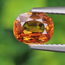 พลอย บุษราคัม yellow sapphire 1.18 กะรัต (Cts.) พลอยแท้ อัญมณีมงคลประจําวันเกิด เครื่องประดับพลอย