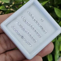 พลอย ขาว ไวท์ แซฟไฟร์ White Sapphire 41 เม็ด 3.06 กะรัต (Cts.)พลอยแท้ อัญมณีมงคลประจําวันเกิด เครื่องประดับพลอย