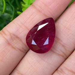 พลอย ทับทิม (Ruby Sapphire) 15.50 กะรัต (Cts.) พลอยแท้ อัญมณีมงคลประจําวันเกิด เครื่องประดับพลอย