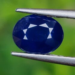 พลอย ไพลิน Blue Sapphire 1.40 กะรัต (Cts.) พลอยแท้ อัญมณีมงคลประจําวันเกิด เครื่องประดับพลอย