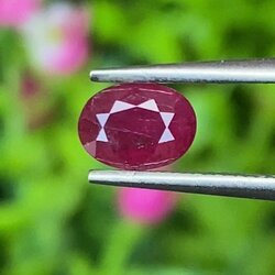 พลอย ทับทิม สยาม (Siam Ruby Sapphire) 0.79 กะรัต (Cts.) พลอยแท้ อัญมณีมงคลประจําวันเกิด เครื่องประดับพลอย