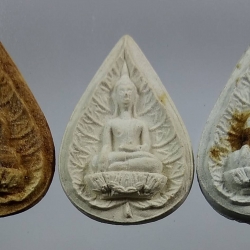 ผ161 พระเนื้อผงพิมพ์ใบโพธิ์ หลวงพ่อติ้ว วัดหัวถนน จ.ชลบุรี ปี2529