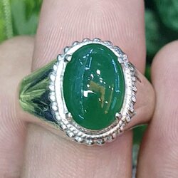 หยก พม่า แท้ Jade แหวนหยก 翡翠戒指 (Jadeite ring) 3.29 กะรัต (Cts.) Size 60 ดิบ ไม่ผ่านการปรับปรุง (Type A) พม่า (Myanmar)