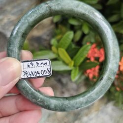 JB6804008 หยก พม่า แท้ Jade กำไลหยก 63.3 มม. (Jadeite bracelet) พม่า (Myanmar)