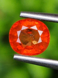 พลอย บุษราคัม Yellow Sapphire 1.30 กะรัต (Cts.) พลอยแท้ อัญมณีมงคลประจําวันเกิด เครื่องประดับพลอย