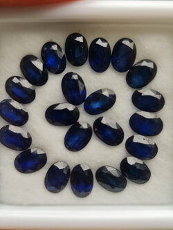 พลอย ไพลิน blue sapphire 12.50 กะรัต (Cts.) 22 เม็ด (Pcs.) พลอยแท้ อัญมณีมงคลประจําวันเกิด เครื่องประดับพลอย