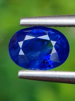 พลอย ไพลิน Blue Sapphire 1.00 กะรัต (Cts.) พลอยแท้ อัญมณีมงคลประจําวันเกิด เครื่องประดับพลอย