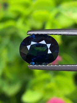 พลอย ไพลิน Blue Sapphire 1.76 กะรัต (Cts.) พลอยแท้ อัญมณีมงคลประจําวันเกิด เครื่องประดับพลอย