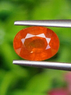 พลอย สเปสซาร์ไทต์ Spessartite Garnet 2.21 กะรัต Cts. พลอยแท้ อัญมณีมงคลประจําวันเกิด เครื่องประดับพลอย