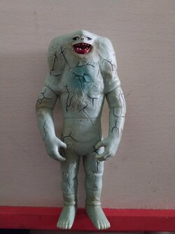 มือ2 ซอฟ7นิ้ว จามิล่า จามิร่า จามีร่า จามีล่า สัตว์ประหลาดจากอุลตร้าแมน