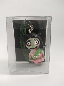 มีหลายภาพ Handmade model ตุ๊กตาผีตานีเด็ก น้องกล้วยแขก พร้อม ใบกล้วยหรือใบตอง PVC เพ้นท์ เป็นพวงกุญแจงานเรซิ่นทำสีจาก mgc