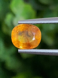 พลอย บุษราคัม Yellow Sapphire 1.44 กะรัต (Cts.) พลอยแท้ อัญมณีมงคลประจําวันเกิด เครื่องประดับพลอย