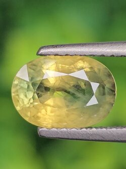 พลอย แซฟไฟร์ 2 สี Bi Color Sapphire 2.10 กะรัต (Cts.) พลอยแท้ อัญมณีมงคลประจําวันเกิด เครื่องประดับพลอย