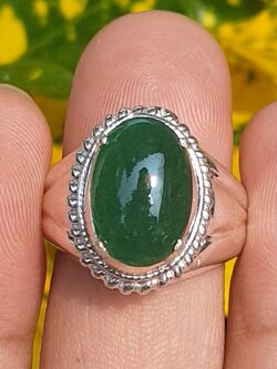 หยก พม่า แท้ Jade แหวนหยก 翡翠戒指 (Jadeite ring) 3.39 กะรัต (Cts.) (Size) 58 ดิบ ไม่ผ่านการปรับปรุง (Type A) พม่า (Myanmar)