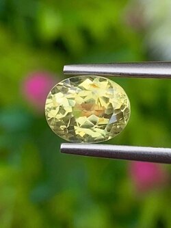 พลอย คริโซเบริล (Chrysoberyl) 1.39 กะรัต (Cts.) พลอยแท้ อัญมณีมงคลประจําวันเกิด เครื่องประดับพลอย