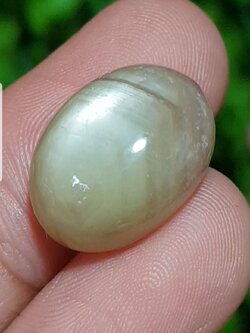 พลอย ไวท์ แซฟไฟร์ (White Sapphire) 19.45 กะรัต Cts. พลอยแท้ อัญมณีมงคลประจําวันเกิด เครื่องประดับพลอย