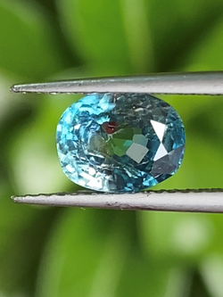 พลอย เพทาย Natural Zircon 2.96 กะรัต (Cts.) พลอยแท้ อัญมณีมงคลประจําวันเกิด เครื่องประดับพลอย