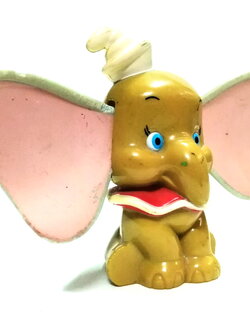 ฟิกเกอร์ ดัมโบ้ ช้างบิน ของเล่น แมคโดนัลด์ เต็มตัว ส่วน หู สั่นกระดิกได้ สภาพเก่าเก็บ มีตำหนิตามภาพ พิจารณาก่อนซื้ิอ,Dumbo, the flying elephant