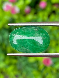 หยกพม่าเจียรนัย (Burmese jade ) 7.12 กะรัต หยกแท้ อัญมณีมงคลประจําวันเกิด เครื่องประดับหยก