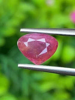 พลอย ทับทิม Ruby sapphire 1.22 กะรัต (Cts) ดิบ Unheated พลอยแท้ อัญมณีมงคลประจําวันเกิด เครื่องประดับพลอย