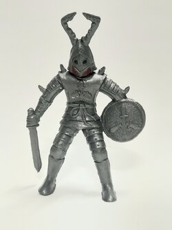 มีหลายภาพ อสรพิษแมงป่องแดง 6 นิ้ว รุ่นเก่า สภาพสมบูรณ์ ไม่หัก ไม่กาว