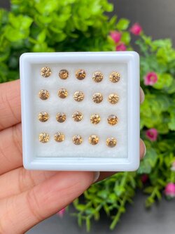 พลอย เพทาย Natural Zircon 20 เม็ด (Pcs.) 5.45 กะรัต (Cts.) พลอยแท้อัญมณีมงคล ประจําวันเกิด เครื่องประดับพลอย