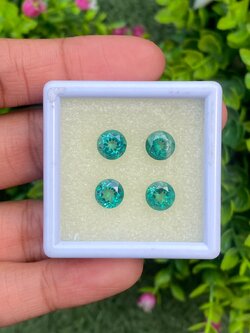 พลอย กรีน โทแพซ Green Topaz 4 เม็ด 6.26 กะรัต พลอยแท้ อัญมณีมงคลประจําวันเกิด เครื่องประดับพลอย