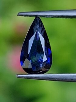 พลอย ไพลิน blue sapphire 0.68 กะรัต (Cts.) เผาเก่า พลอยแท้ อัญมณีมงคลประจําวันเกิด เครื่องประดับพลอย