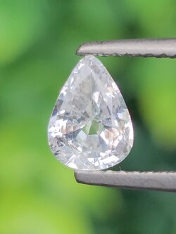 พลอย ขาว ไวท์ แซฟไฟร์ White Sapphire 1.07 กะรัต พลอยแท้ อัญมณีมงคลประจําวันเกิด เครื่องประดับพลอย