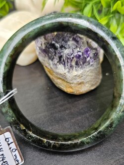 JB6804038 หยก พม่า แท้ Jade กำไลหยก 61.0 มม. (Jadeite bracelet) พม่า (Myanmar)