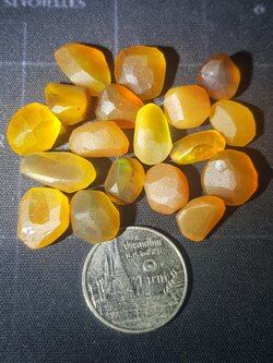 พลอย โอปอล Opal 56.66 กะรัต (Cts.) 18 เม็ด (Pcs) พลอยแท้ อัญมณีมงคลประจําวันเกิด เครื่องประดับพลอย