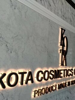 ป้ายตัวอักษรซิงค์ไฟออกหลัง #ซิงค์ทำสีดำ #ไฟออกหลังสีวอมไวท์ #พื้นเป็นอะลูมิเนียมคอมโพสิต4304