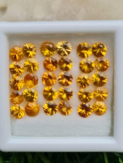 พลอย บุษราคัม yellow sapphire 5.07 กะรัต (Cts.) 30 เม็ด (Pcs.) พลอยแท้ อัญมณีมงคลประจําวันเกิด เครื่องประดับพลอย