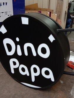 ป้ายกล่องไฟ