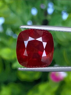 พลอย สเปสซาร์ไทต์ Spessartite Garnet 11.52 กะรัต (Cts.) ดิบ Unheated พร้อมใบเซอร์ พลอยแท้ อัญมณีมงคลประจําวันเกิด เครื่องประดับพลอย