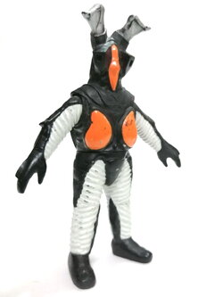 ซอฟ เซ็ทต้อน จากอุลตร้าแมน1 ขนาด 5 นิ้ว งาน bandai chaina ปี 2012 ***สภาพดีมีสีถลอกบ้าง Soft Z-ton in series Ultraman