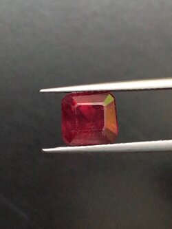 พลอย ทับทิม Ruby sapphire 3.66 กะรัต (Cts.) พลอยแท้ อัญมณีมงคลประจําวันเกิด เครื่องประดับพลอย