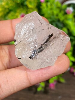 ก้อน ไหมดำ ควอตซ์ แก้วขนเหล็ก Black Rutilated Quartz Rough 150.80 กะรัต Cts. พลอยแท้ อัญมณีมงคลประจําวันเกิด เครื่องประดับพลอย