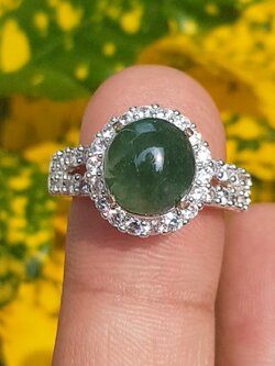 หยก พม่า แท้ Jade แหวนหยก 翡翠戒指 (Jadeite ring) 3.34 กะรัต (Cts.) (Size) 55 ดิบ ไม่ผ่านการปรับปรุง (Type A) พม่า (Myanmar)