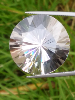 พลอย ไวท์ ควอตซ์ White Quartz 55.59 กะรัต (Cts.) พลอยแท้ อัญมณีมงคลประจําวันเกิด เครื่องประดับพลอย