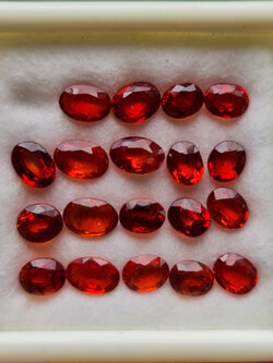 พลอย ทับทิม ซองเจีย Songea Ruby Sapphire 10.76 กะรัต (Cts.) 20 เม็ด พลอยแท้ อัญมณีมงคลประจําวันเกิด เครื่องประดับพลอย