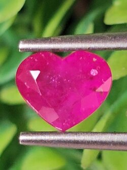 พลอย ชมพู พิ้ง แซฟไฟร์ Pink Sapphire 1.11 กะรัต (Cts.) พลอยแท้ อัญมณีมงคลประจําวันเกิด เครื่องประดับพลอย