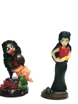 เซ็ทผีกระสือ **งานแฮนด์เพ้น แต่ละตัวจะต่างกัน กรุณาเลือกแบบ พร้อมนางรำพึง รุ่นทำสีสำเร็จพร้อมฉาก งานแฮนด์เมด จาก MGC ชิ้นงานเรซิ่นทำสี ขนาดตามภาพ Thailand Handmade Toy, Collectible handmade ghost toy