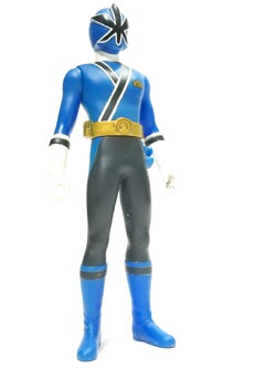 ซอฟ 6.5-7นิ้ว ชินเคนบลู(อิเคงามิ ริวโนะสุเกะ) จากขบวนการ ชินเคนเจอร์ สูงราว 6.5 ถึง7นิ้ว ขนาดตามรูป สภาพมีรอยบ้าง ไม่มีดาบ