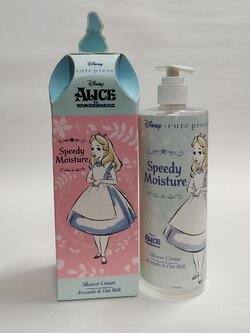 แพ็คเกจสะสม กล่องและขวดเปล่าสบู่เหลว ลาย เจ้าหญิงดิสนีย์ อลิส เป็นงานลายเส้นการ์ตูน ***ขวดสบู่เทสบู่ออก ไม่ล้าง บริเวณด้านบนที่เปิดกล่องกระดาษ จะมีรอยพับจากการเปิด-ปิด กล่อง ขนาดตามภาพ