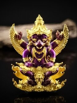 พญาครุฑน้อย รุ่น สุเรนทรชิต เจ้าทรัพย์